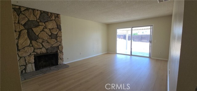 Building Photo - 260 W Shady Grove Dr