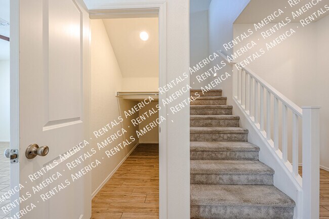 Building Photo - 7223 N 125th Dr