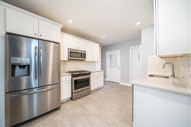 Primary Photo - 348 8th St