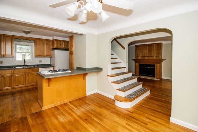 Building Photo - 20040 Bonnie Bank Blvd