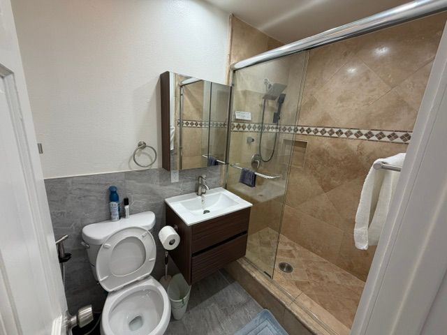 Building Photo - 9292 Melba Dr