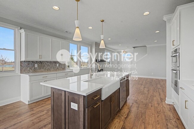 Building Photo - Welcome to this beautiful 3-bedroom, 2.5-bathroom home located in the desirable Westfield, IN