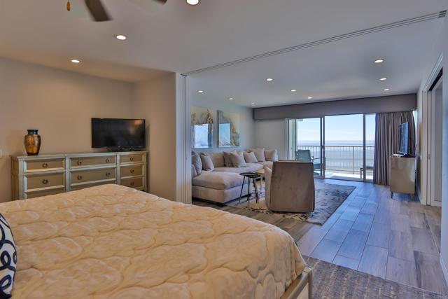 Building Photo - 861 Beach Front Dr