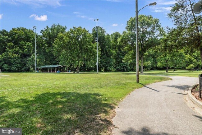 Building Photo - 15605 Everglade Ln