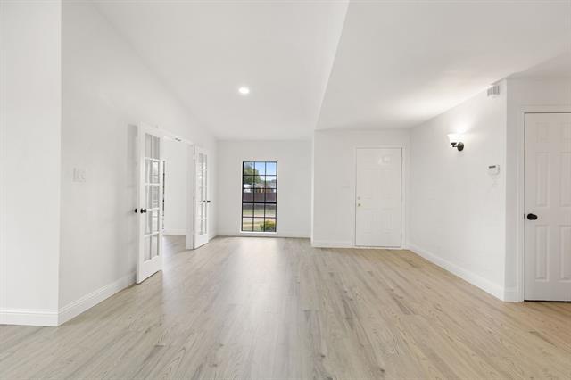 Building Photo - 2233 Marble Falls Dr