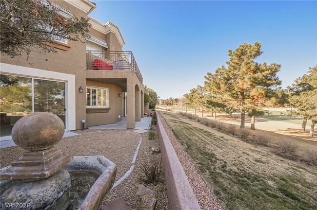 Building Photo - 9108 Vista Greens Way