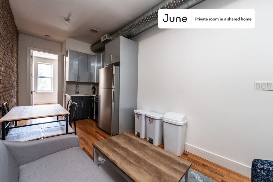 Building Photo - Room in Shared 3 bed/1 bath home in Bedford-Stuyvesant