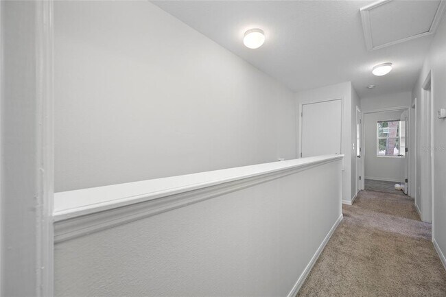 Building Photo - 2537 Harn Blvd