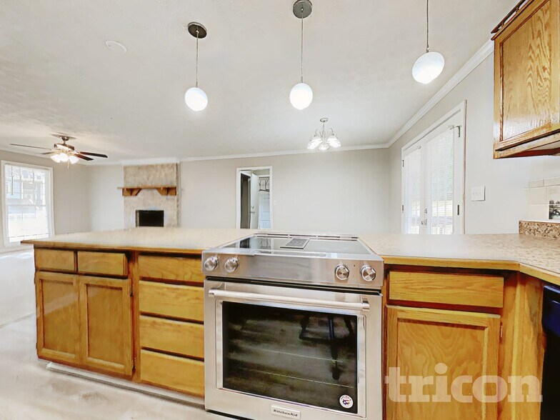 Building Photo - 9159 Tara Dr SW