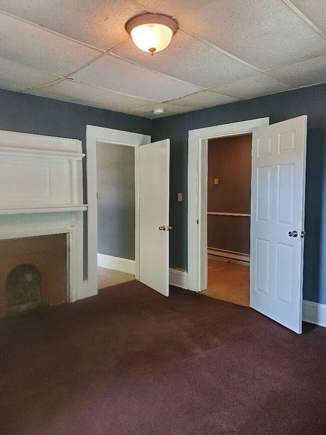 Building Photo - 2 Bedroom 1 Bathroom