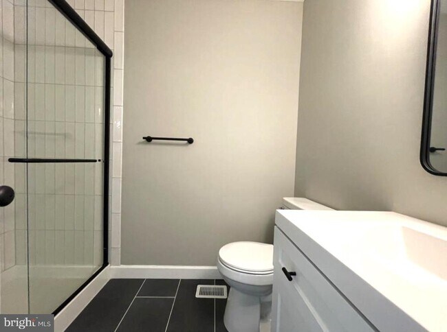 Building Photo - 1106 Brinton Place Rd