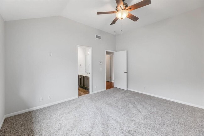 Building Photo - 214 Crystal Knoll Blvd