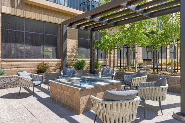 Building Photo - The Piedmont Apartments