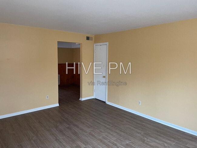 Building Photo - 2524 Flanigan Ct