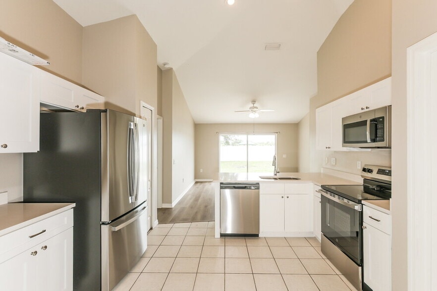 Building Photo - 11109 Lake Lanier Dr