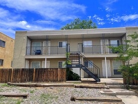 Building Photo - 1028 Chelwood Park Blvd NE