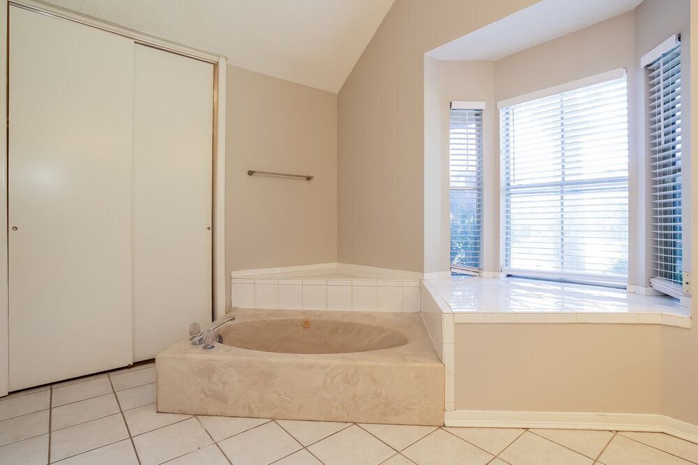 Building Photo - 4714 Cashel Castle Dr