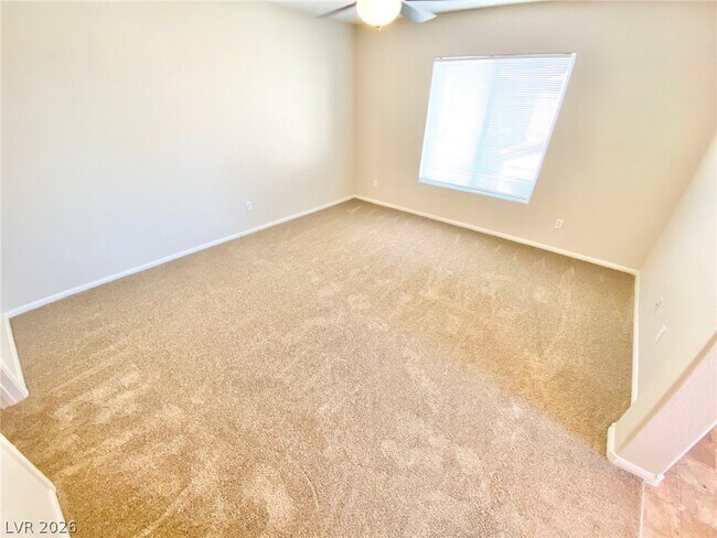 Building Photo - 8569 Rhamus Ct