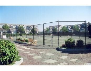 Building Photo - 18 Westcliff Dr