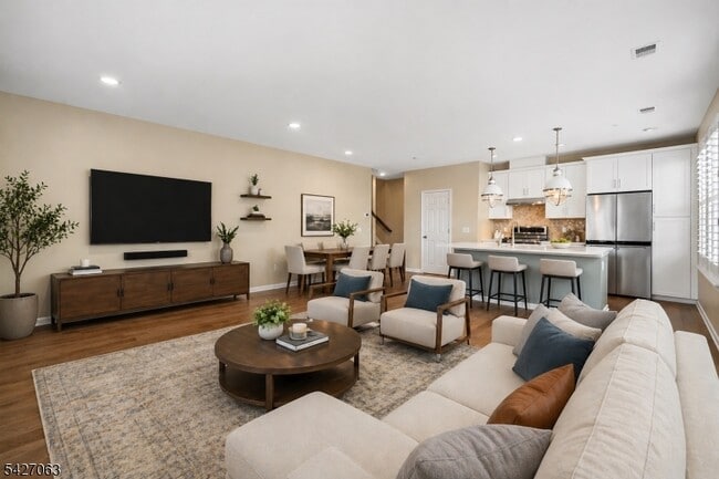 Building Photo - 49 Robeson St