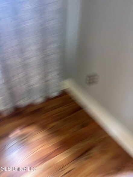 Building Photo - 3564 Cowan Pl