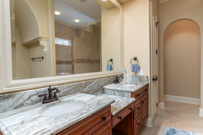 Building Photo - 7545 Ventura Ct