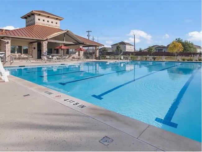 Building Photo - Like-New | 3 bed/2 bath | 1-story | No Carpet | Wonderful Amenities |On Golf Course in Mission De...