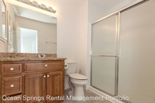 Building Photo - 2 br, 2.5 bath House - 1318 Beach Blvd #6