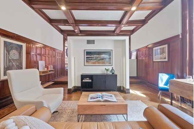 Primary Photo - 238-240 9th St