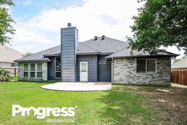 Building Photo - 207 Autumn Ct