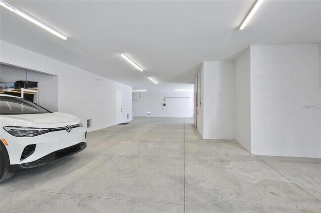Building Photo - 3939 Higel Ave