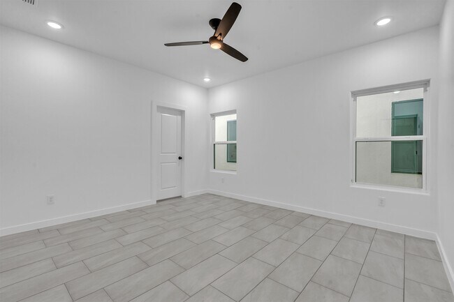 Building Photo - 8218 Casa Verde Rd