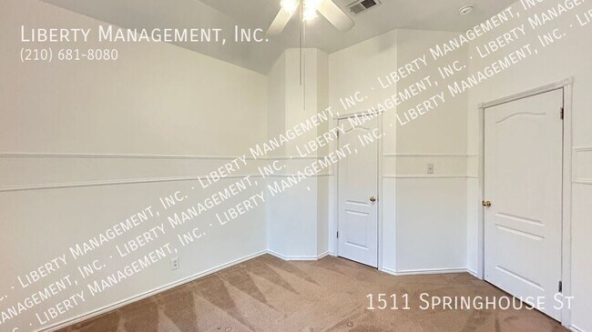 Building Photo - 1511 Springhouse St