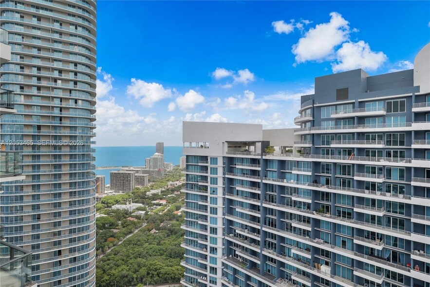 Building Photo - 1300 S Miami Ave