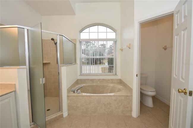 Building Photo - 11 Ellsworth Dr