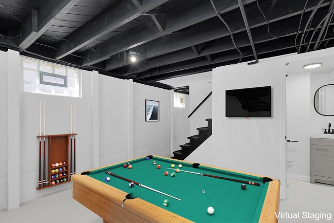 Building Photo - 1466 Elmwood Ave