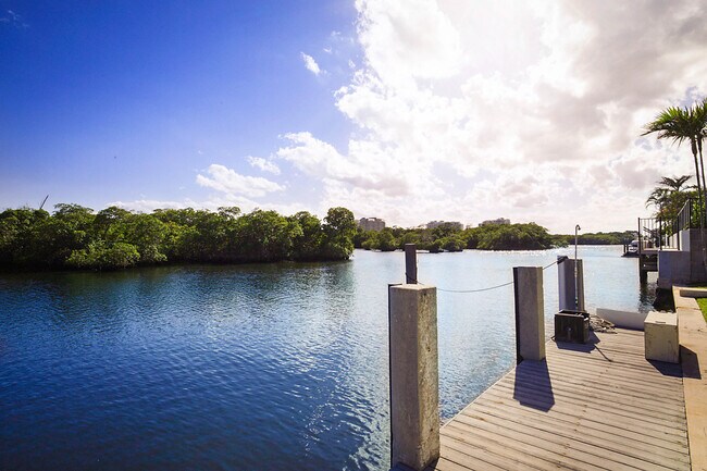 Building Photo - 2 Inlet Cay Dr