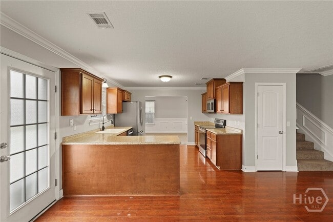 Building Photo - 220 Augusta Way