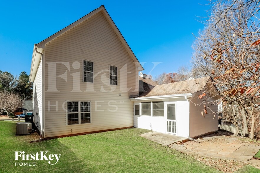 Building Photo - 1175 Grace Dr