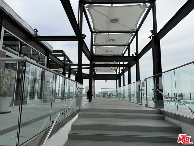 Building Photo - 3810 Wilshire Blvd