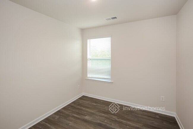 Building Photo - 11822 Brier Vlg Ln