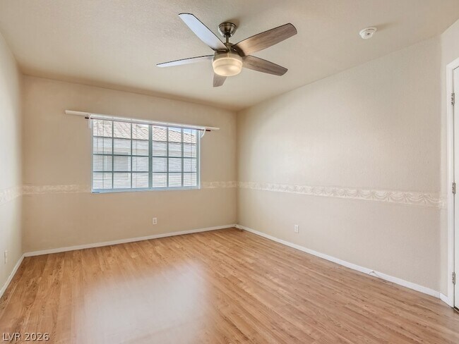 Building Photo - 1045 Grammy Dr