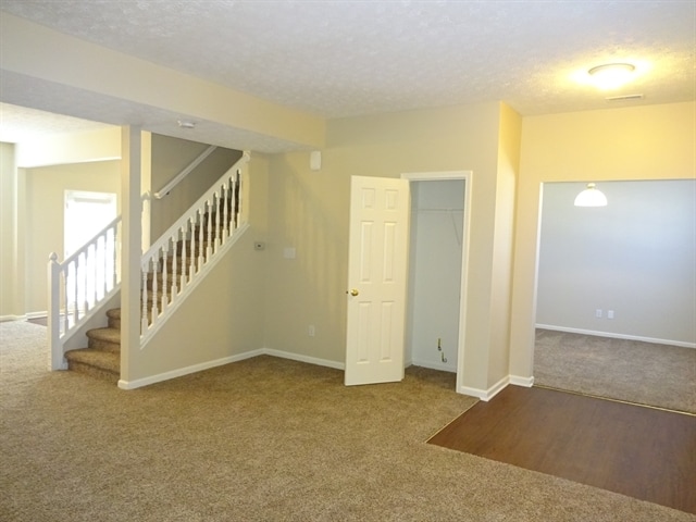 Building Photo - 1921 Monticello Dr