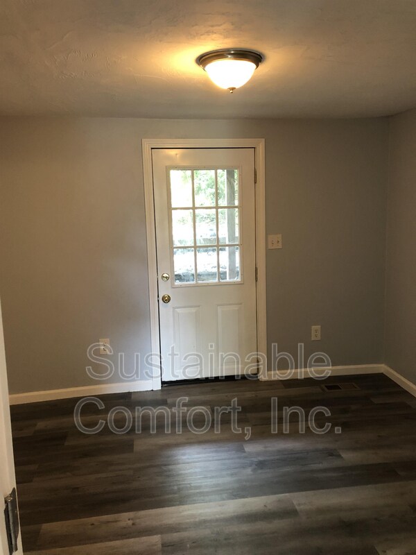 Building Photo - 6 Milton St