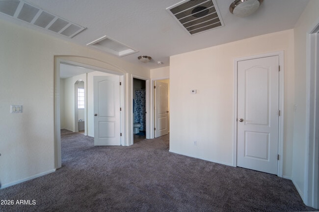 Building Photo - 42592 W Somerset Dr