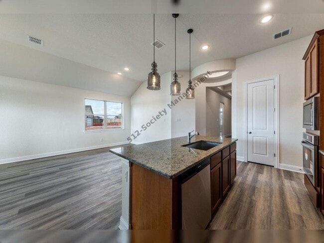 Building Photo - 320 Coral Gate Trail