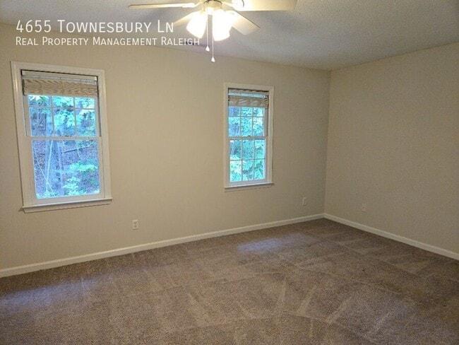 Building Photo - 4655 Townesbury Ln