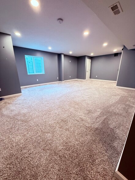 Building Photo - 3387 Jackson Park Dr NW