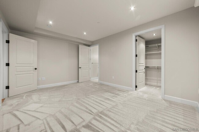 Building Photo - 1020 Genter St