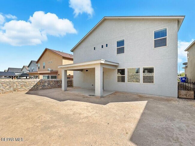 Building Photo - 12583 Clocker Dr